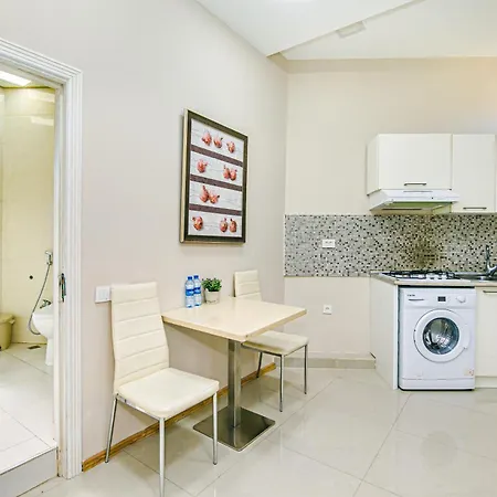 Little Gem In The Old City - One Bedroom Baku Exterior photo